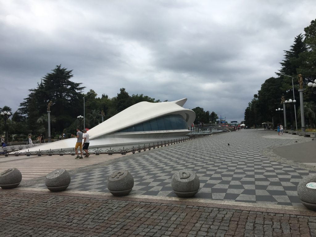 Futuristische Miniarchitektur in Batumi